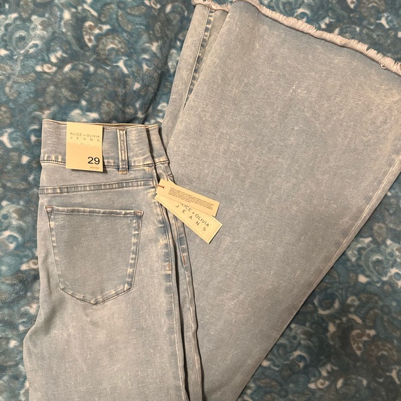 Alice and Olivia BEAUTIFUL WIDE LEG JEAN - Picture 9 of 12